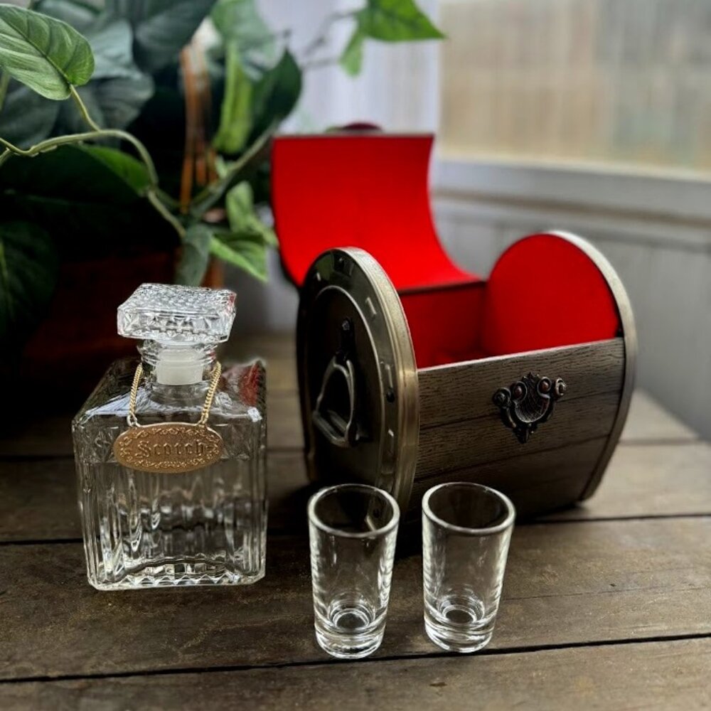 Vintage Luxury Whiskey/Scotch Glass Decanter set with Musical Treasure Chest